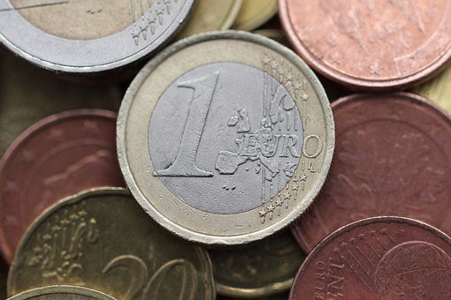 Курс евро превысил 71 рубль