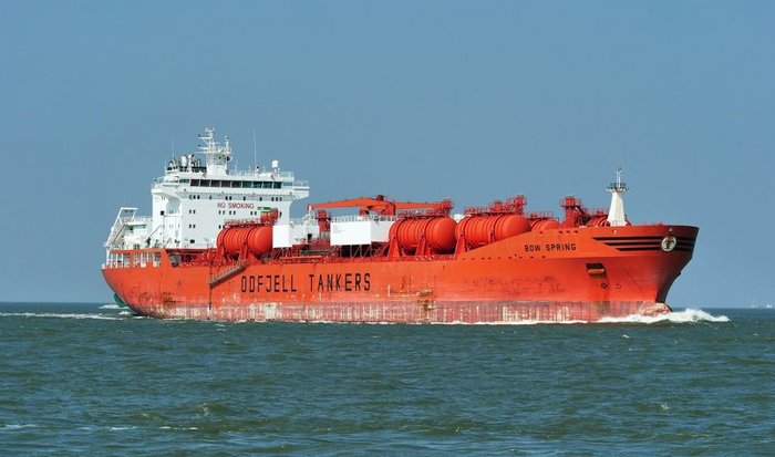 Нефтяные танкеры проверяют виртуально