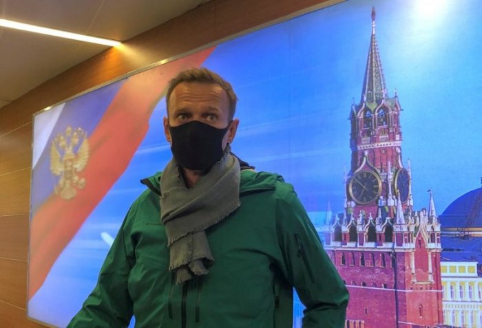 Навальный влетел, Опять печеньки, Антиковидные паспорта