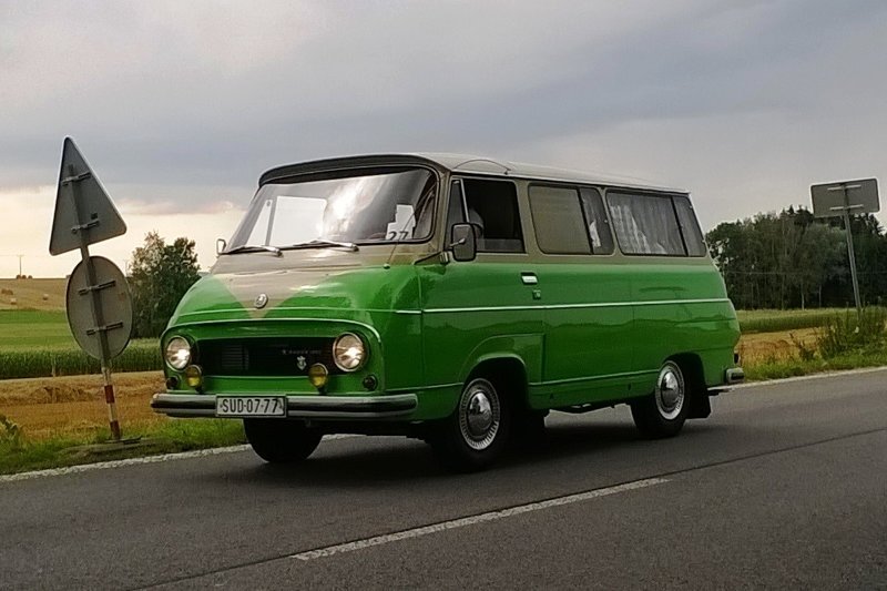 Дизайнер Skoda представил концепт чешского минивэна