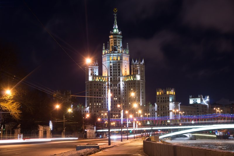 Сколько стоят квартиры в сталинских высотках