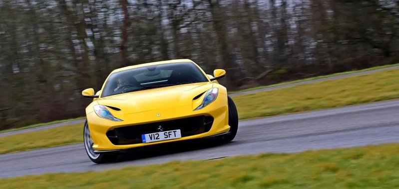 Весной выйдет новый Ferrari 812 Superfast Versione Speciale