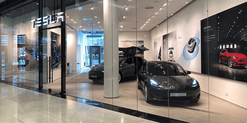 Tesla будет принимать оплату биткоинами