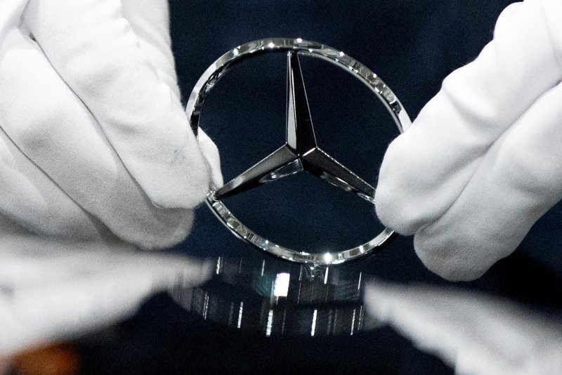 В Mercedes решили бросить вызов Маску