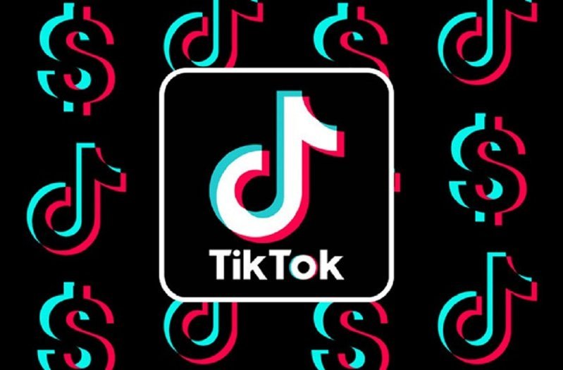 Футболисты уйдут в "TikTok"? Соцсеть стала официальным партнером Евро-2020