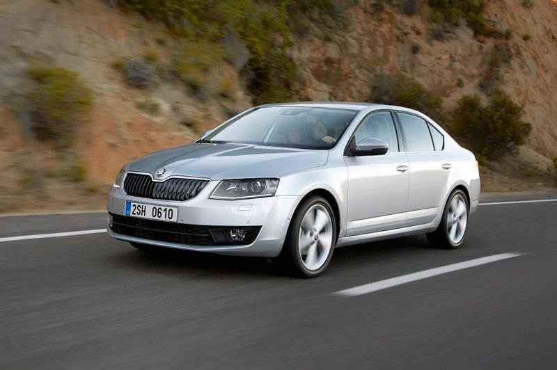 Skoda отзывает в России сотни автомобилей: причины