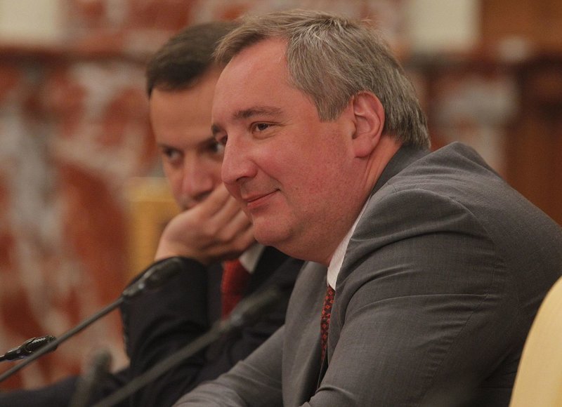 Рогозин захотел "прорывных результатов" в обеспечении обороны КС