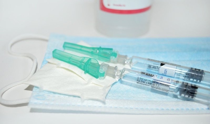 Израильское исследование: прививка Pfizer чуть менее эффективна для диабетиков
