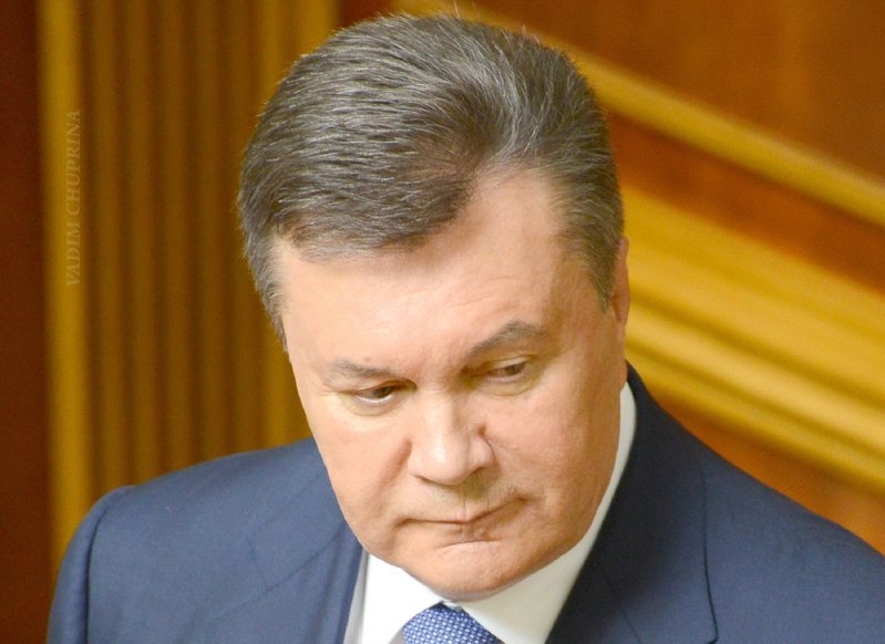 ЕС продлил на год санкции против Януковича и его окружения