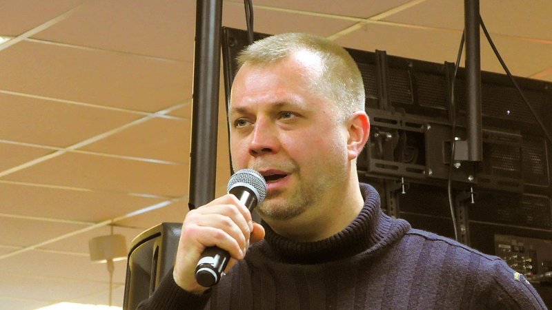 Первый премьер-министр ДНР собрался в Госдуму