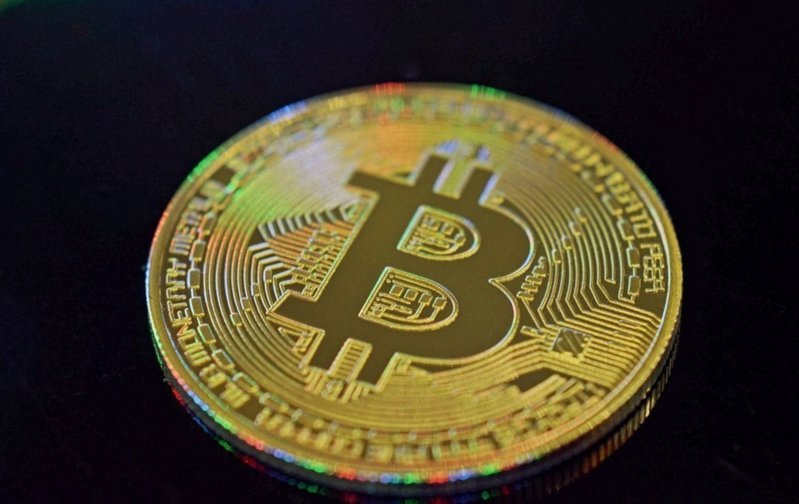 Bitcoin снова поднялся выше 50 тысяч долларов