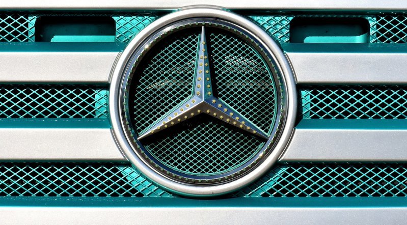 Mercedes напрасно понадеялся на китайские аккумуляторы