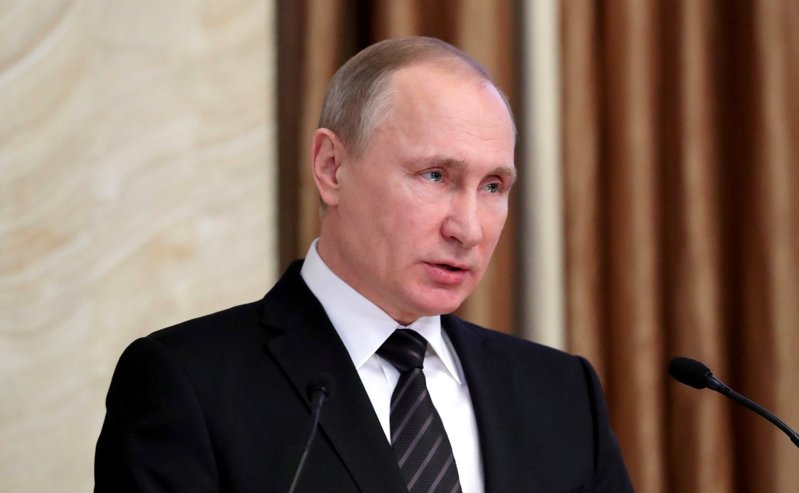 Путин обратил внимание прокуроров на рост тарифов ЖКХ