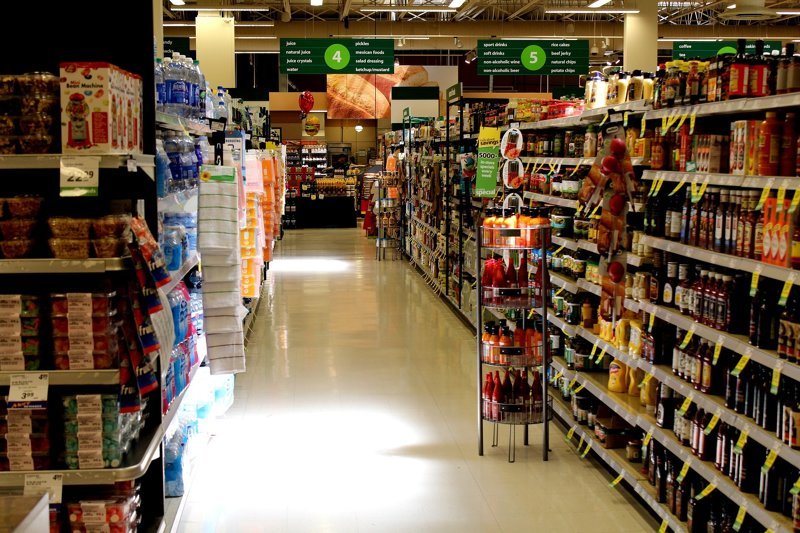 Песков объяснил заморозку цен на продукты
