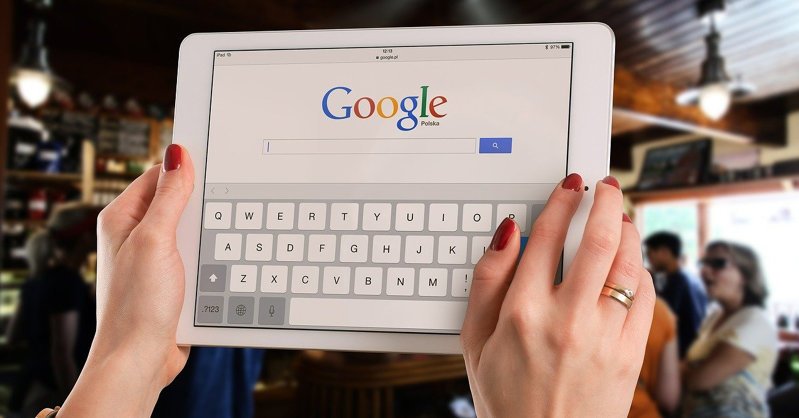 Google посвятил новый дудл первому типографу