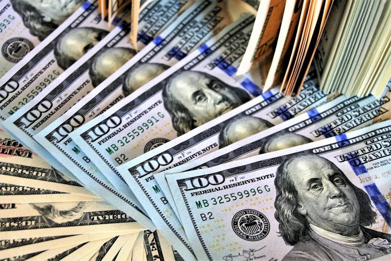 Сотрудничество России и Китая ударило по статусу доллара
