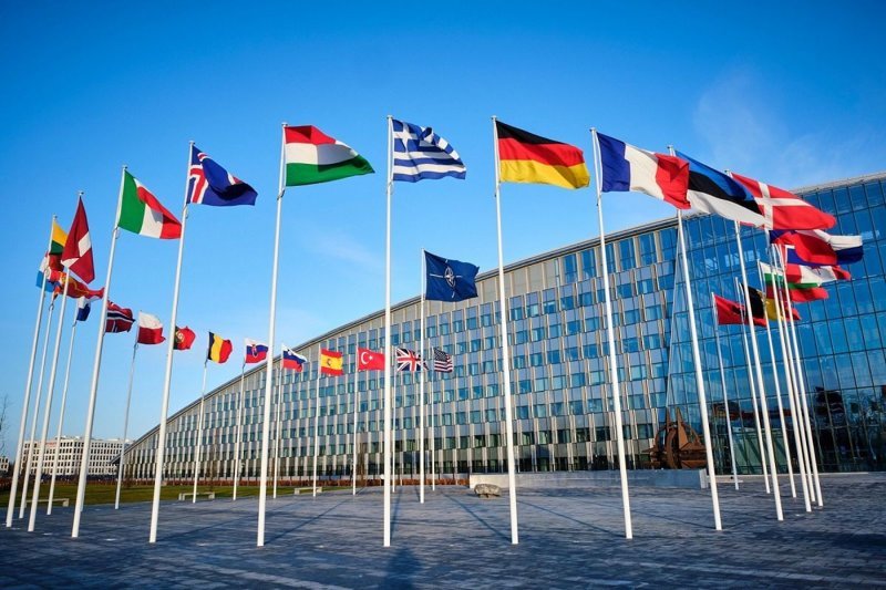 Страны G7 потребовали от России "прекратить провокации" у границ Украины