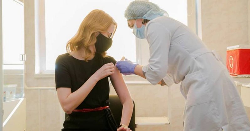 Британия начала тестирование третьей дозы COVID-вакцины