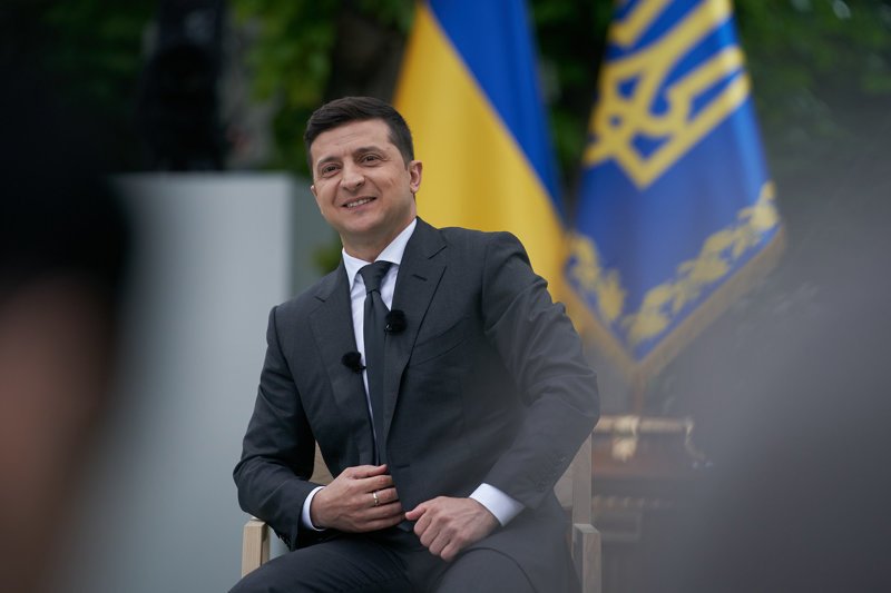 Зеленский сообщил, что Медведчук наносил разрушительный вред Украине