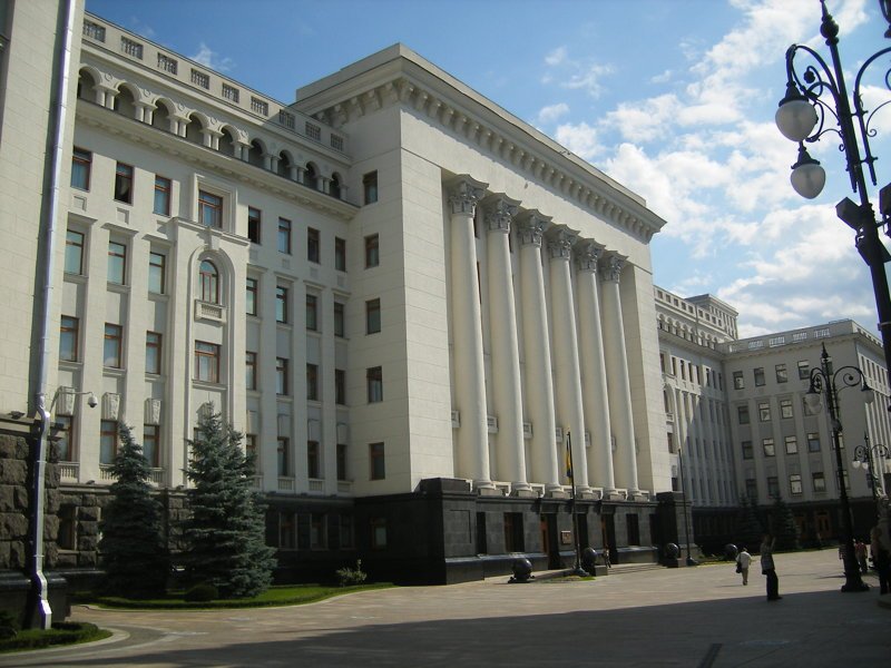 В офисе Зеленского назвали условие для проведения референдума по Донбассу