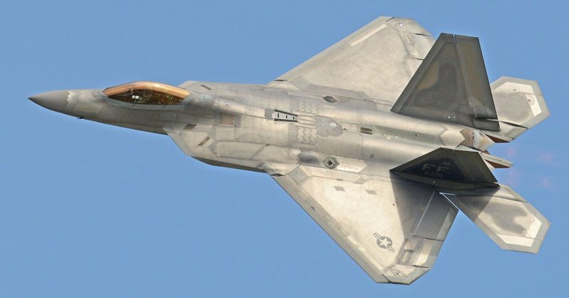 США заменят F-22 истребителем шестого поколения
