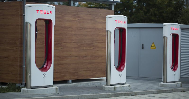 Tesla задумала открыть свою сеть ресторанов