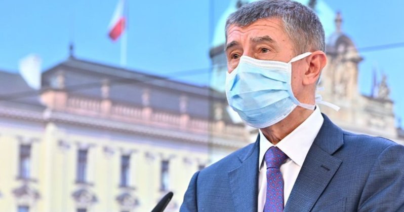 Парламент Чехии провалил отставку премьера Бабиша