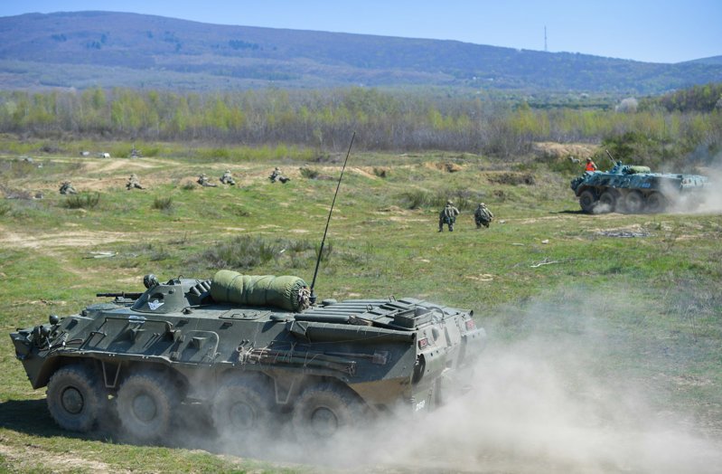 Ростех заключил контракты на поставку военной техники