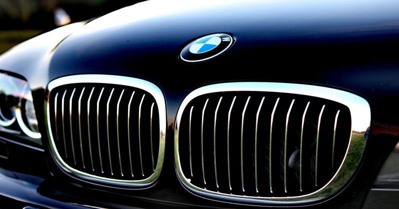 BMW вынужден останавливать работу заводов