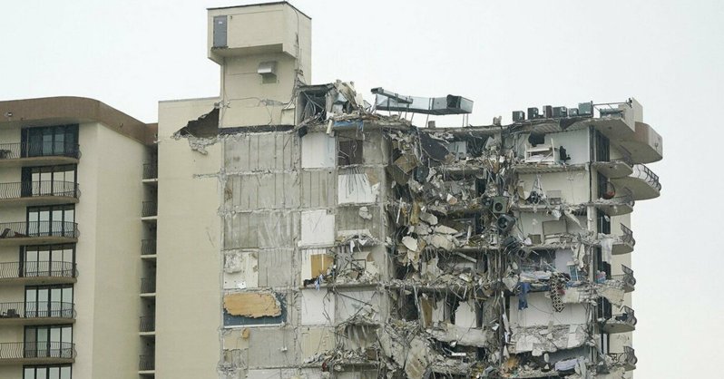 Число жертв обрушения дома в Майами возросло до 32