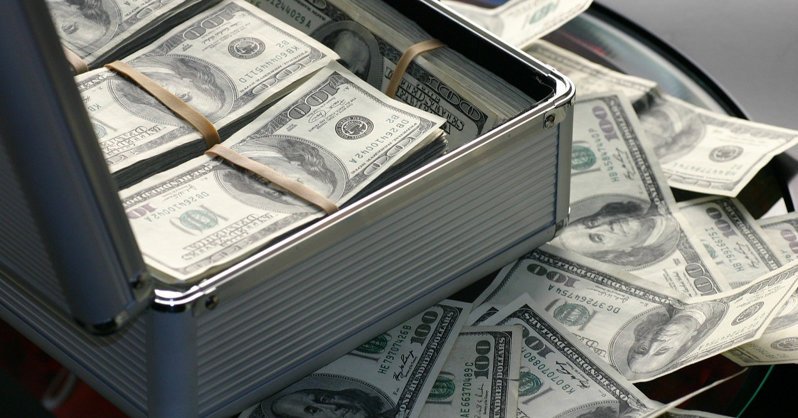Американские миллиардеры разбогатели на 1,8 триллиона долларов