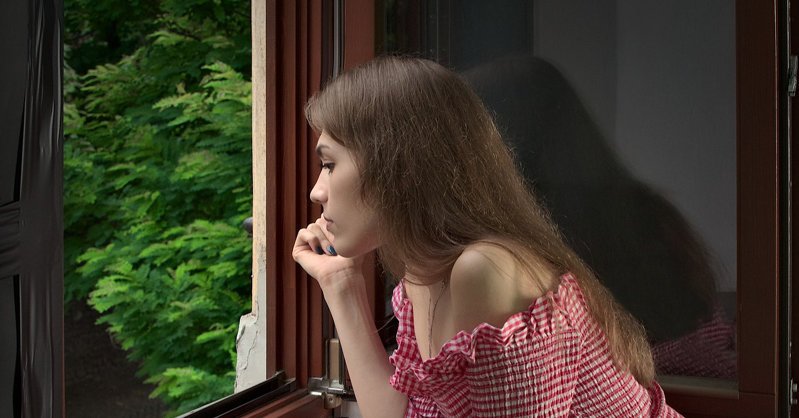 Продлеваем жизнь пластиковым окнам: как очистить и смазать детали