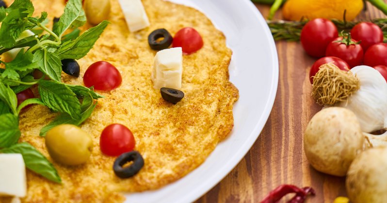 Омлет на завтрак: диетолог назвала 5 вкусных вариантов