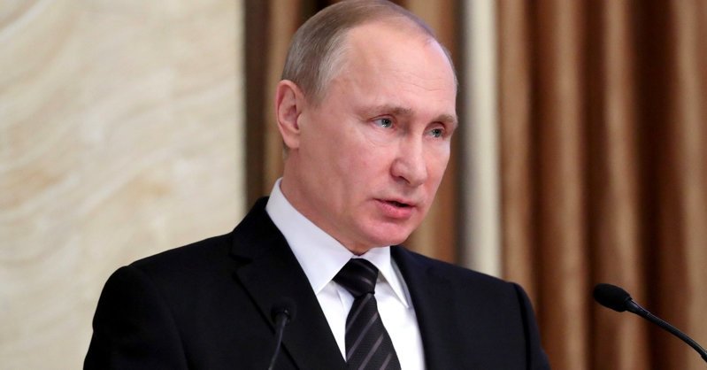Путин ушел на самоизоляцию