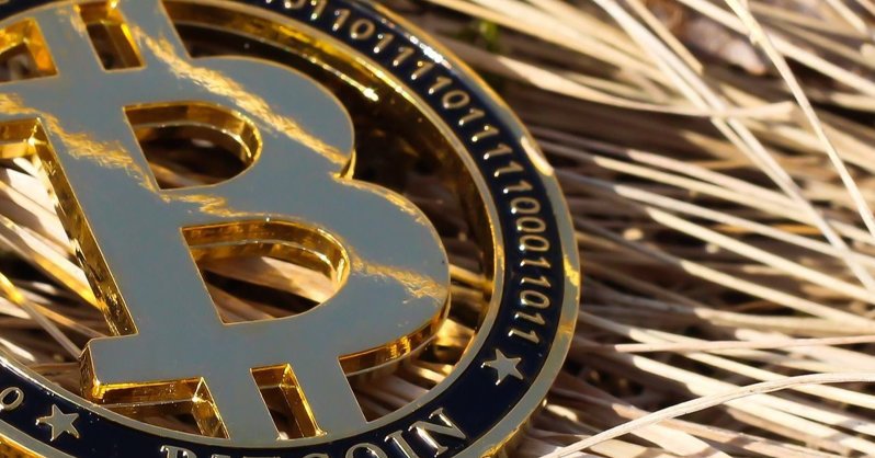 Курс биткоина рухнул