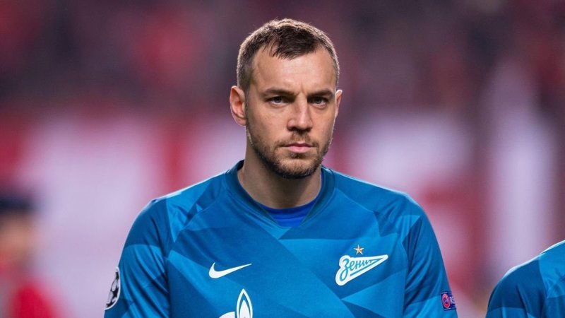 Дзюба приблизился к званию лучшего игрока месяца в чемпионате России