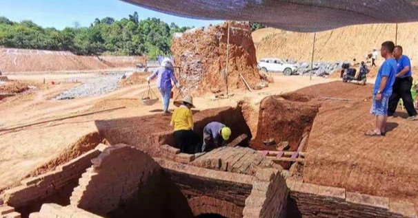 В Китае обнаружили гробницы возрастом около 1900 лет