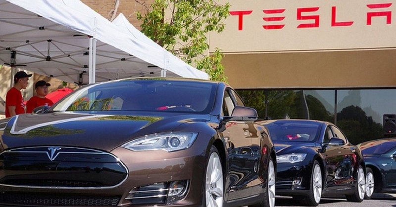 В электромобилях Tesla появилась новая функция