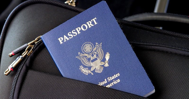 В США впервые выдали паспорт с неопределенным гендером