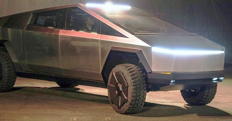 Предсерийный Tesla Cybertruck попался на тестах