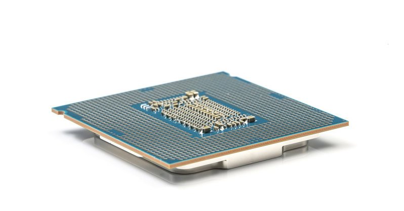 В процессорах Intel нашли новые уязвимости