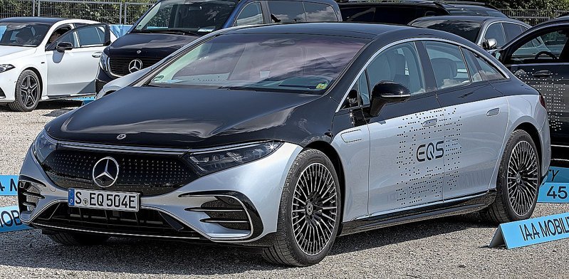 Mercedes разрешили ездить на автопилоте в Германии