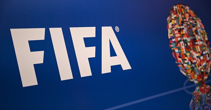 FIFA планирует ужесточить правила аренды игроков
