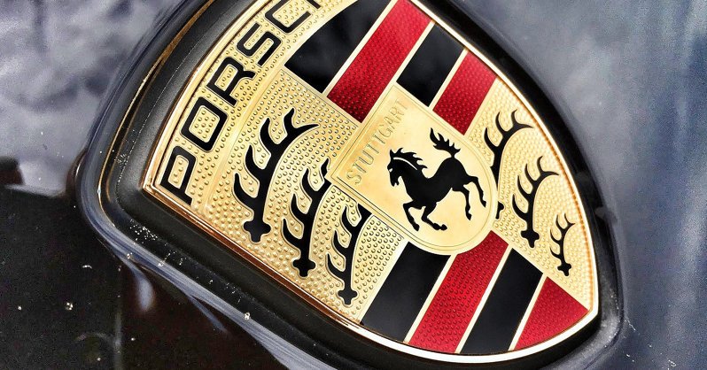Porsche готовит "внедорожную" версию модели 911