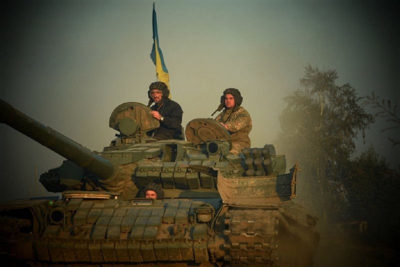 В ЛНР сообщили об украинских танках у линии соприкосновения