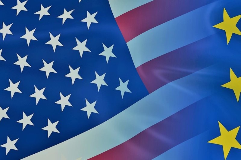 США и ЕС обсудили новые санкции против России
