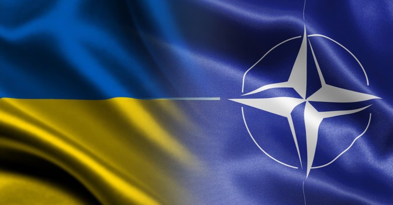 Украина не будет убирать из Конституции пункт о вступлении в НАТО