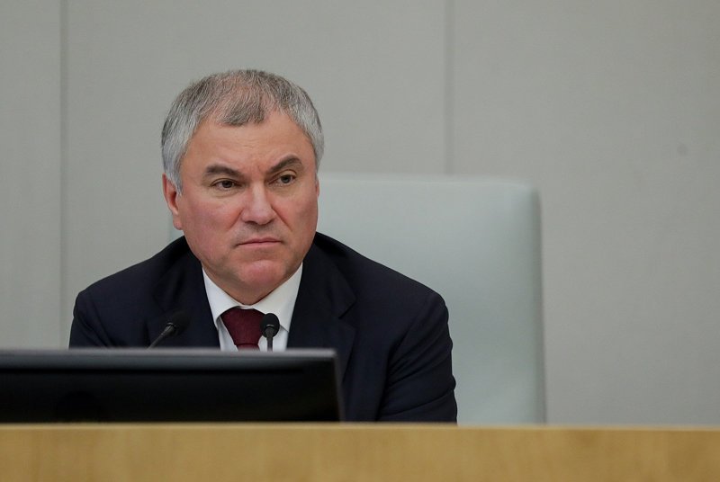 Володин: политика Зеленского вгоняет Украину в долговую яму