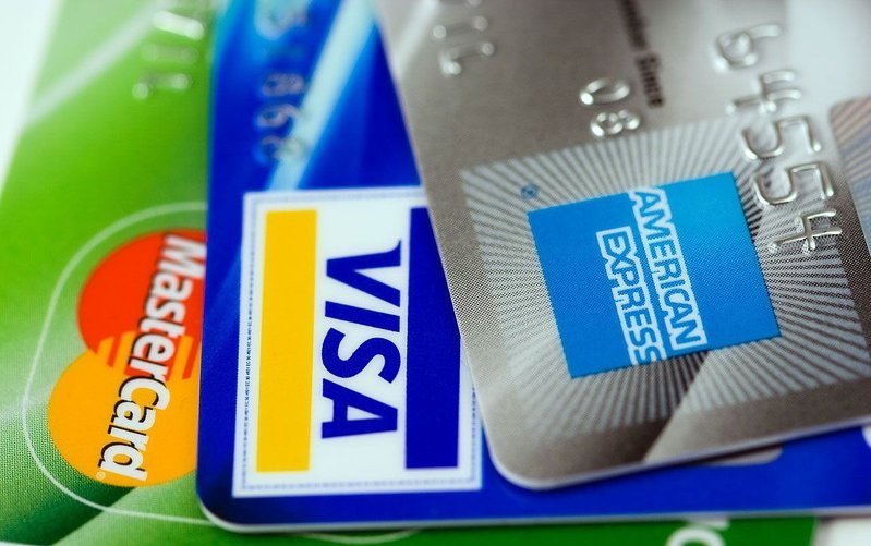 Силуанов заявил, что Россия смогла создать альтернативу системам Visa и Mastercard
