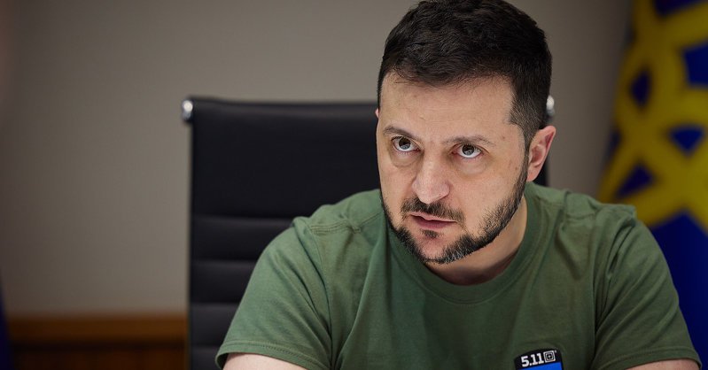 Зеленский назвал несправедливым прием Турцией российских туристов